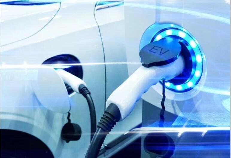 2022年终盘点：新能源汽车产业发展的十大新趋势